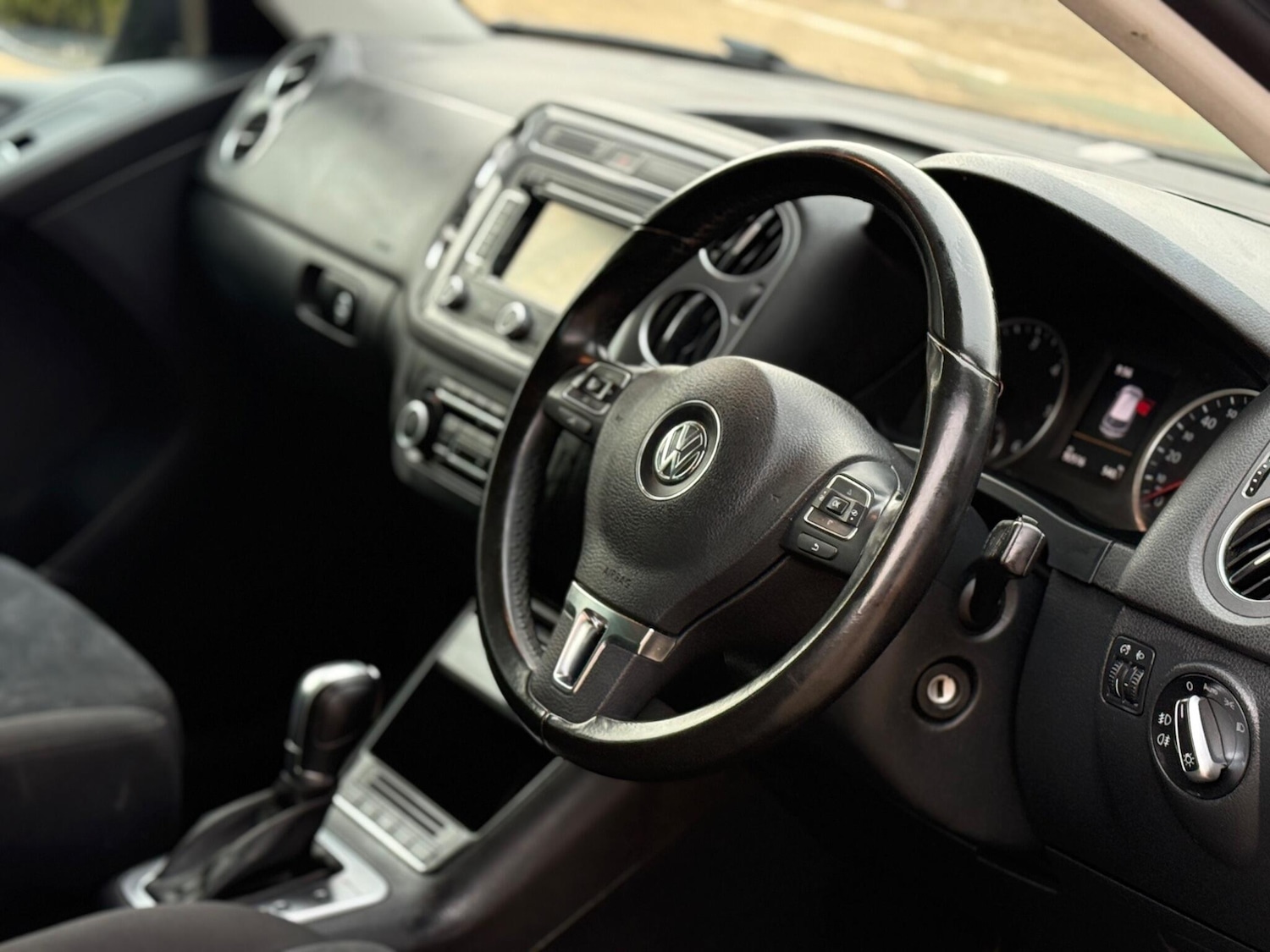 Used Volkswagen Tiguan 2015 for sale - 77529300: Photo 13