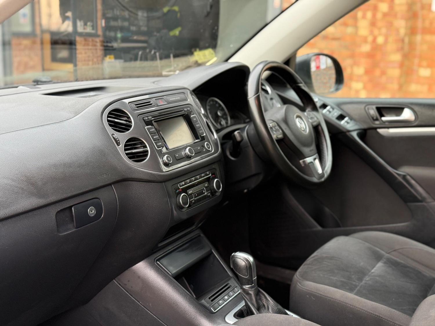 Used Volkswagen Tiguan 2015 for sale - 77529300: Photo 15