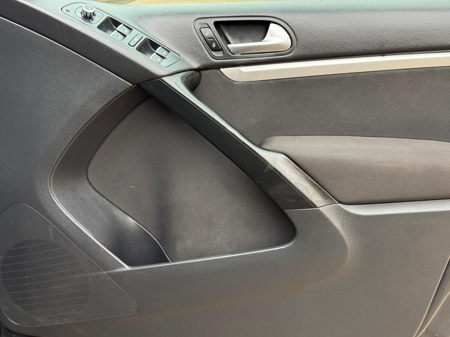 Used Volkswagen Tiguan 2015 for sale - 77529300: Photo 33