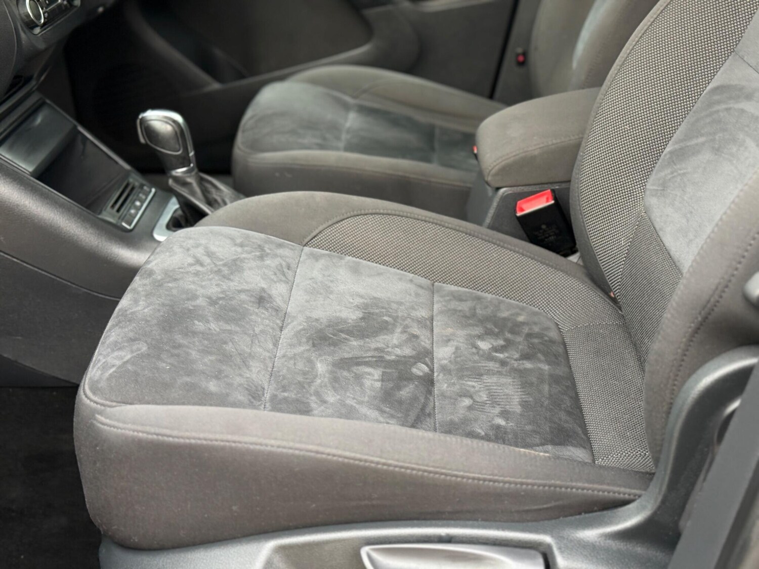 Used Volkswagen Tiguan 2015 for sale - 77529300: Photo 34