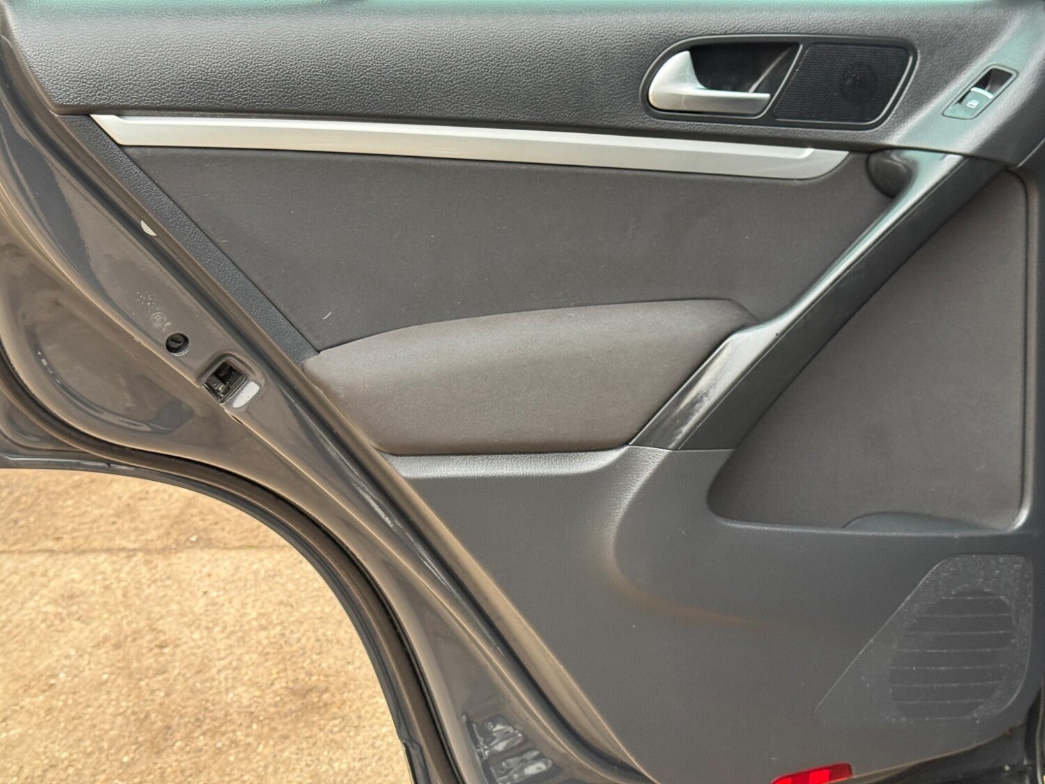 Used Volkswagen Tiguan 2015 for sale - 77529300: Photo 37