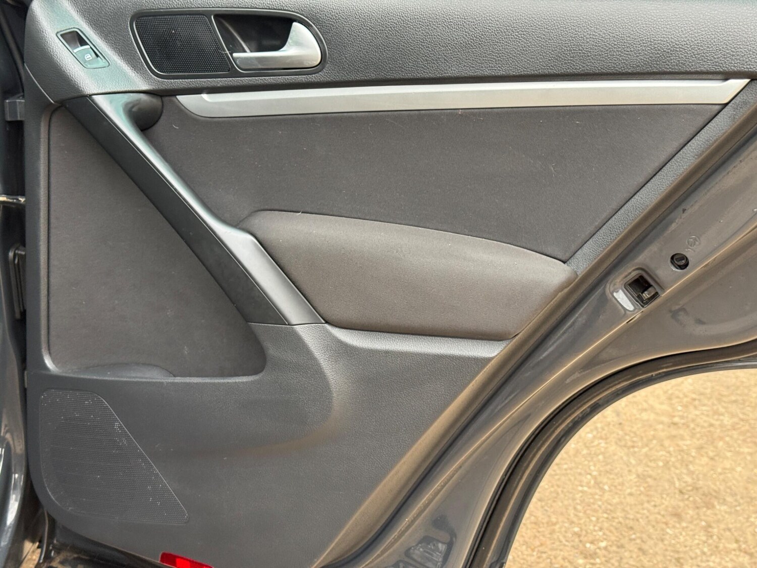 Used Volkswagen Tiguan 2015 for sale - 77529300: Photo 40