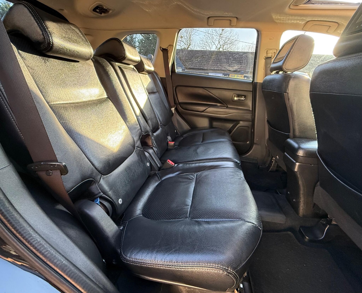 Used Mitsubishi Outlander 2015 for sale - 77789653: Photo 22