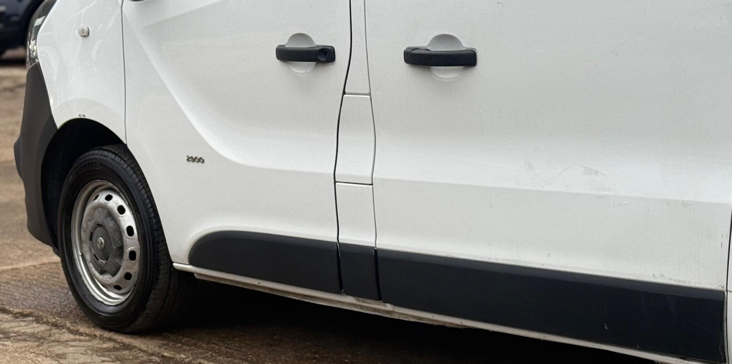 Used Vauxhall Vivaro 2016 for sale - 77056259: Photo 32