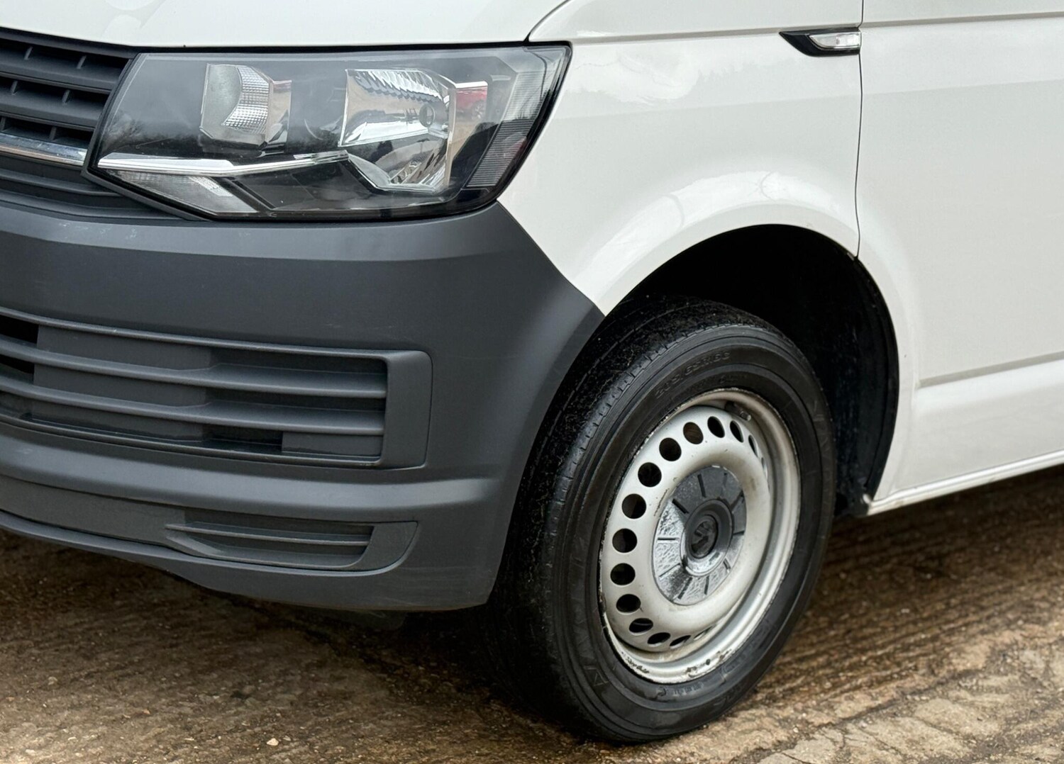 Used Volkswagen Transporter 2018 for sale - 77578848: Photo 31