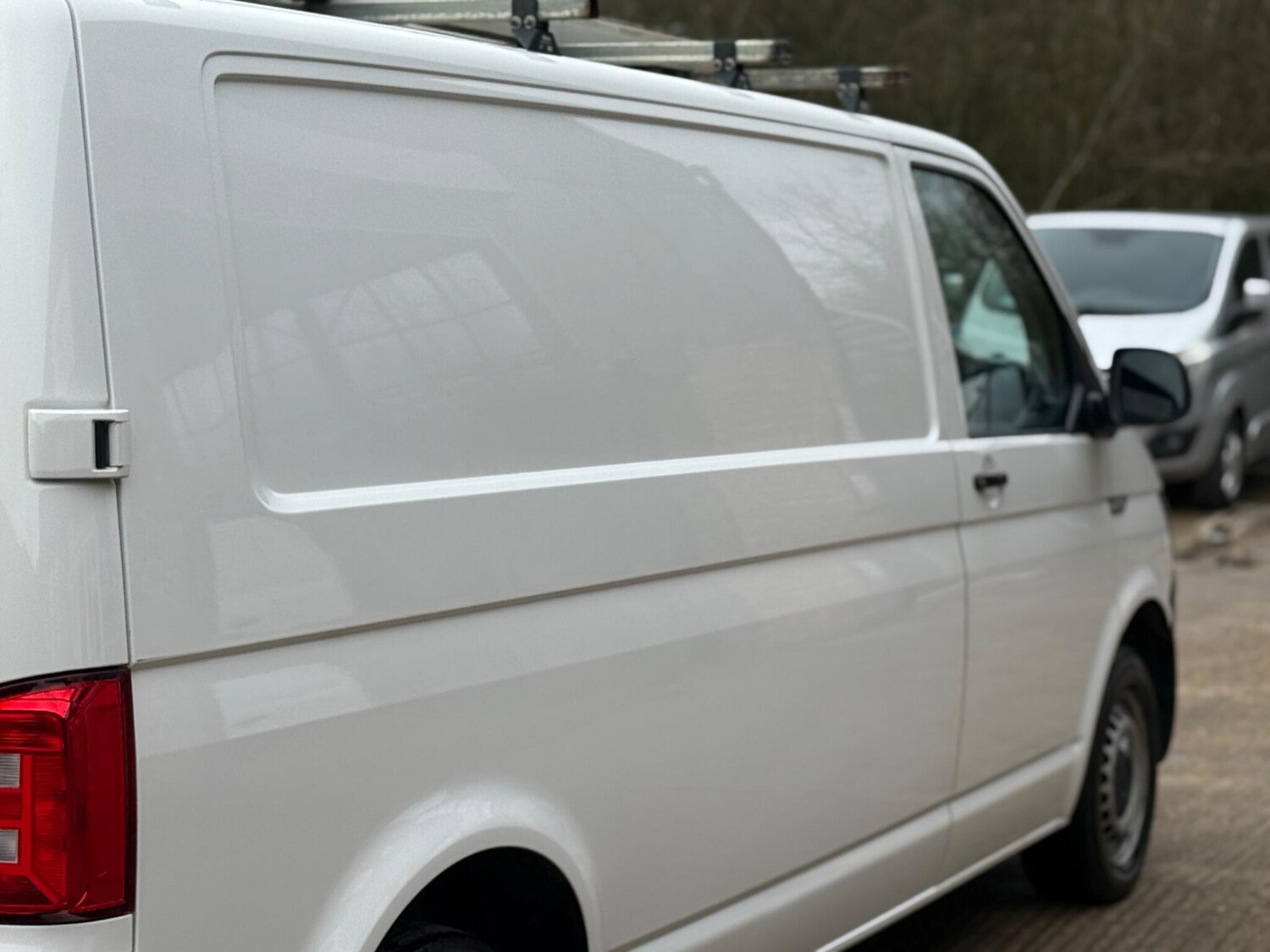 Used Volkswagen Transporter 2018 for sale - 77578848: Photo 38