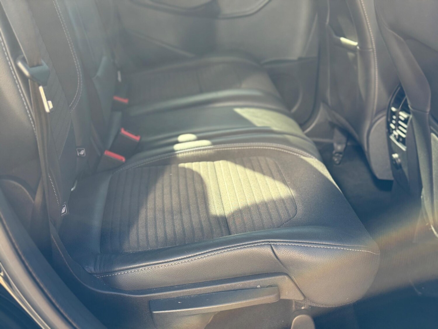 Used Ford Kuga 2017 for sale - 76181937: Photo 38