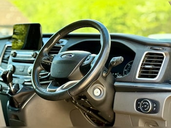 Used Ford Tourneo Custom 2019 for sale - 78311305: Photo