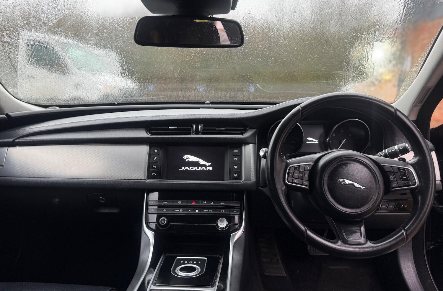 Used Jaguar XF 2016 for sale - 77336899: Photo 15