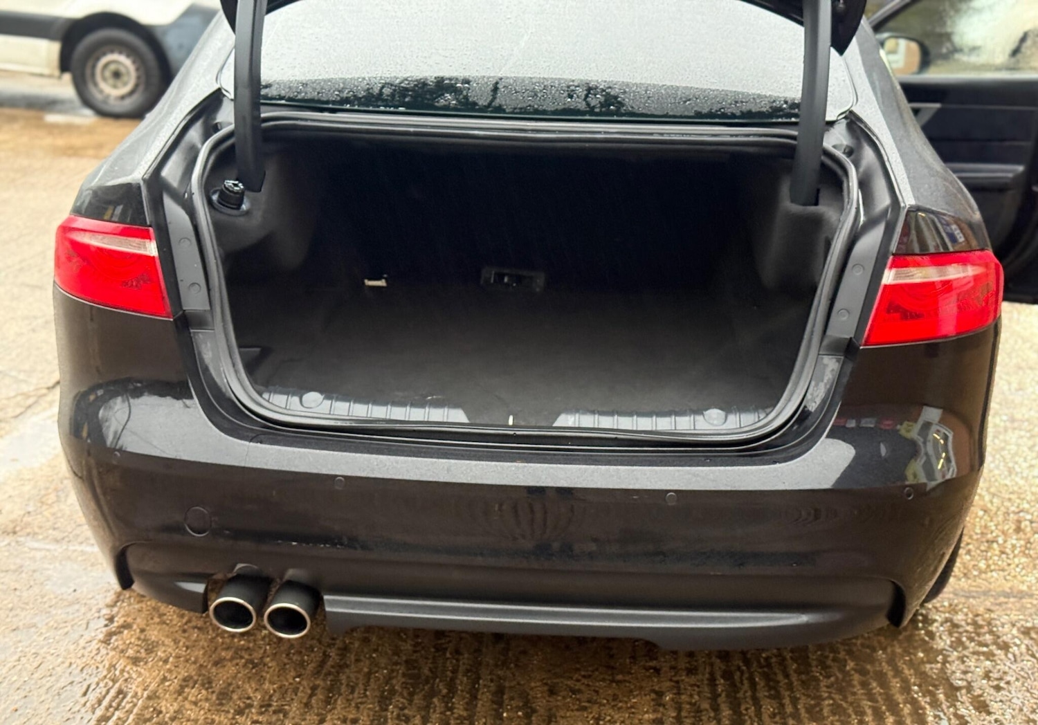 Used Jaguar XF 2016 for sale - 77336899: Photo 17