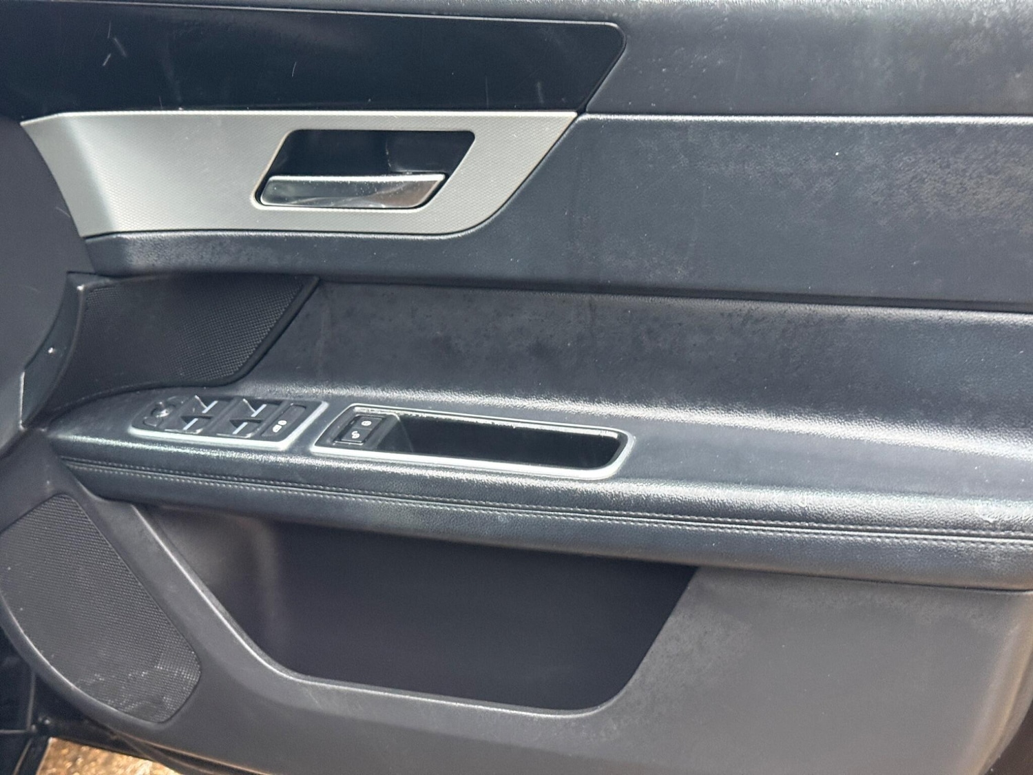 Used Jaguar XF 2016 for sale - 77336899: Photo 29