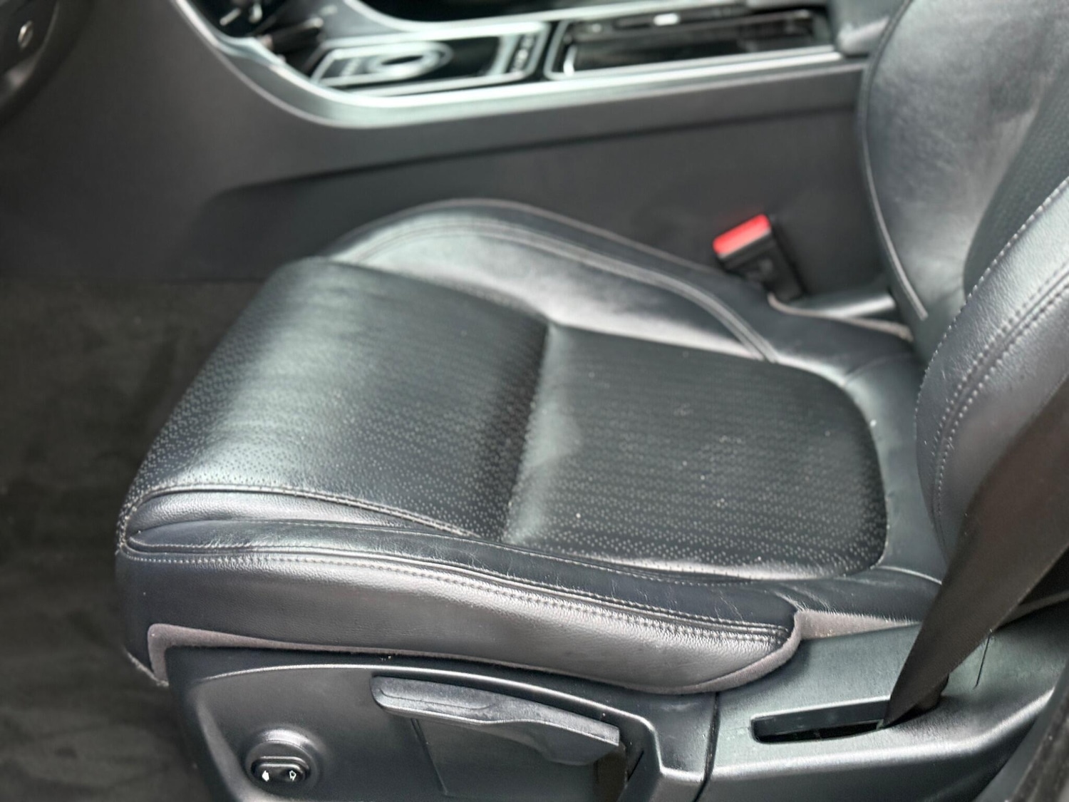 Used Jaguar XF 2016 for sale - 77336899: Photo 30