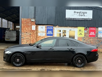 Used Jaguar XF 2016 for sale - 77336899: Photo