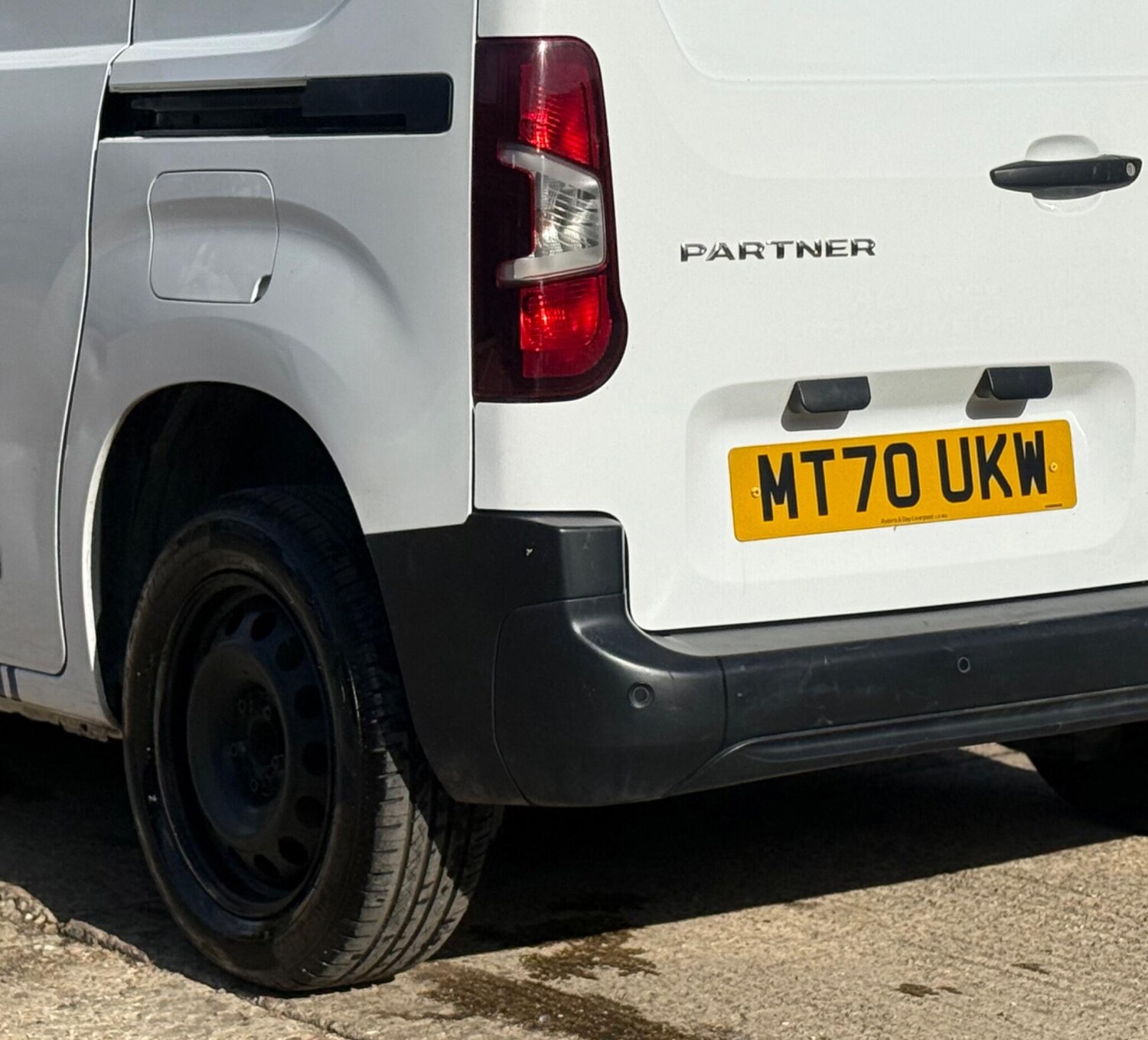 Vehicle 29