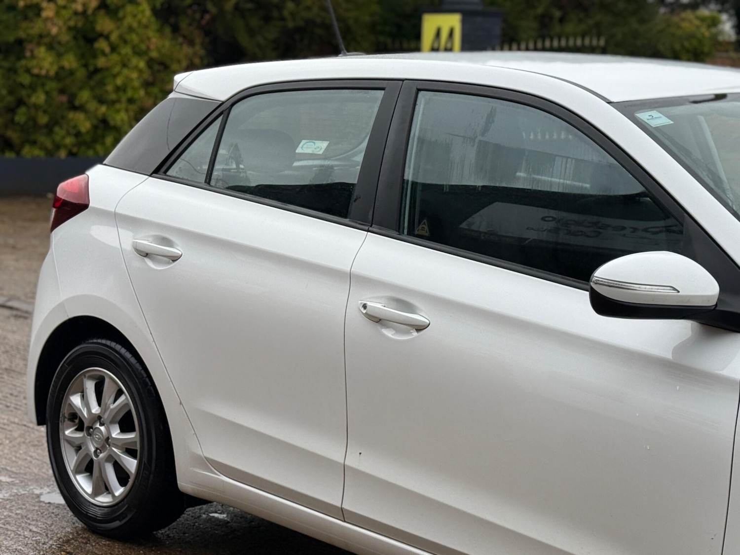 Used Hyundai i20 2017 for sale - 77563648: Photo 21