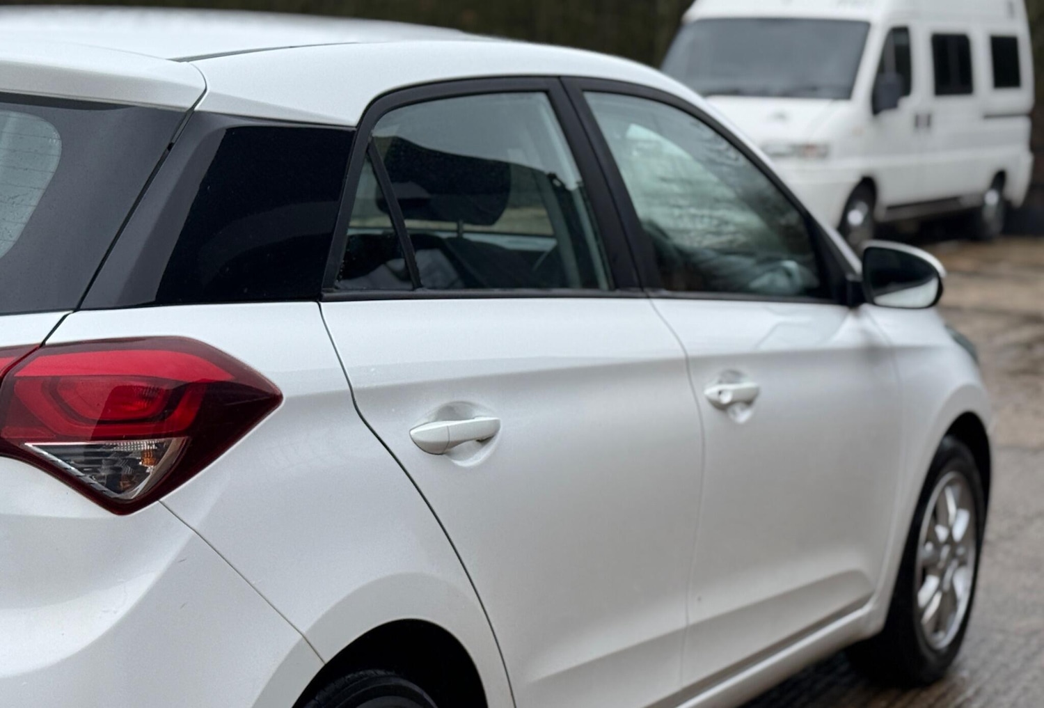 Used Hyundai i20 2017 for sale - 77563648: Photo 30