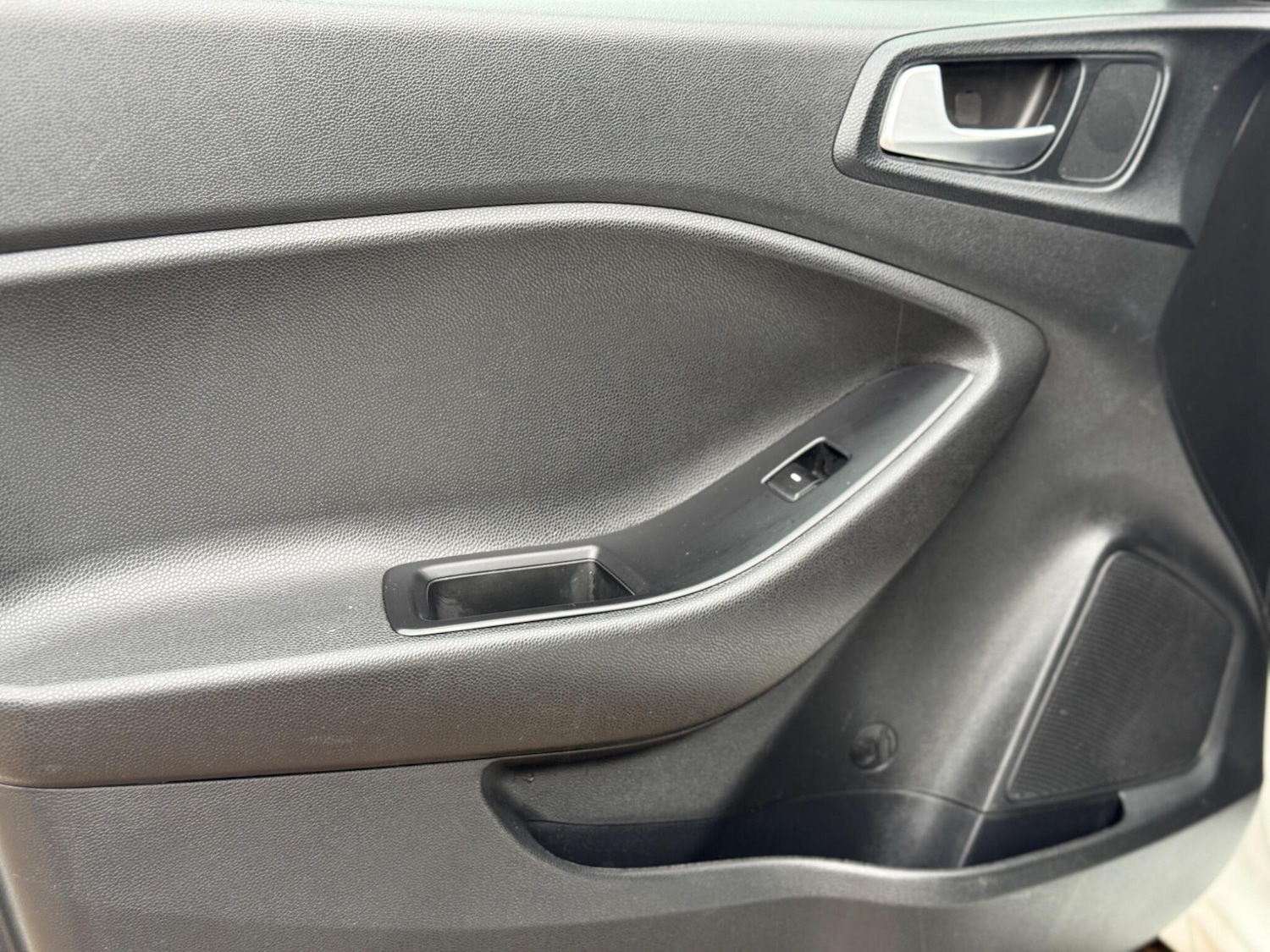 Used Hyundai i20 2017 for sale - 77563648: Photo 35