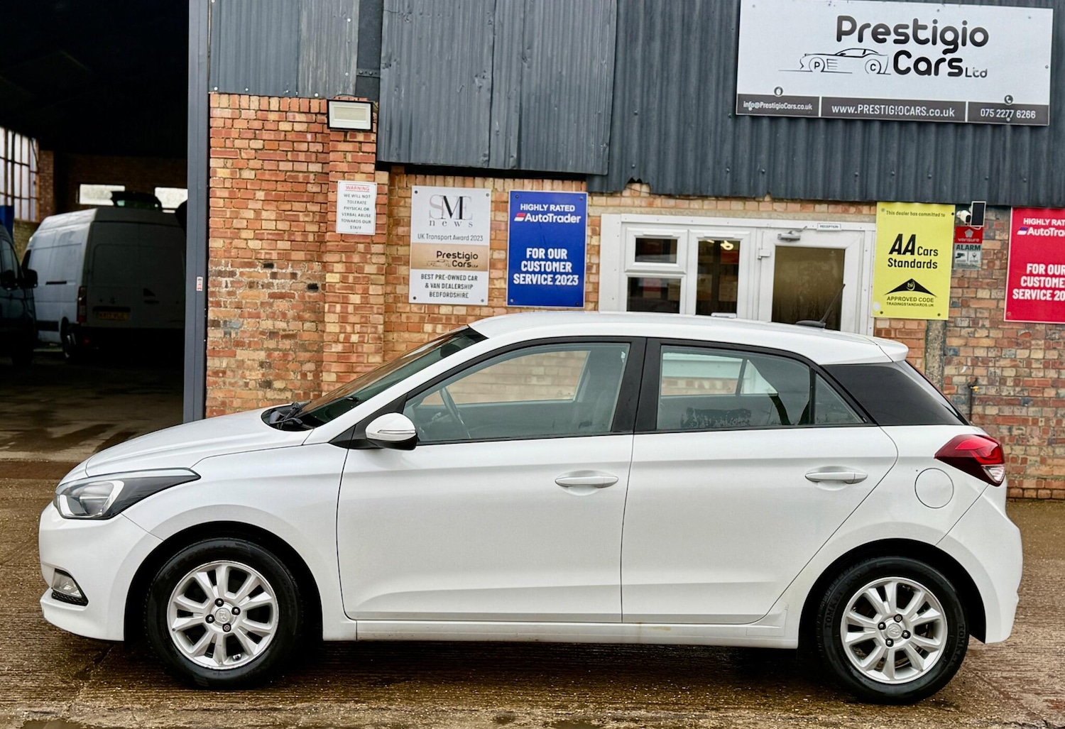 Used Hyundai i20 2017 for sale - 77563648: Photo 7