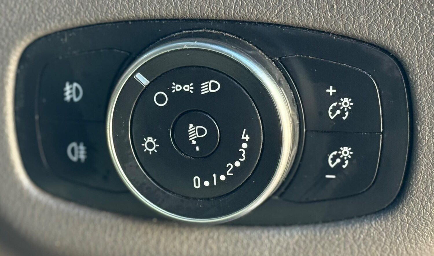 Used Ford Transit Connect 2020 for sale - 77688196: Photo 39