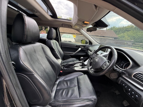 Used Mitsubishi Eclipse Cross 2018 for sale - 75266366: Photo 9
