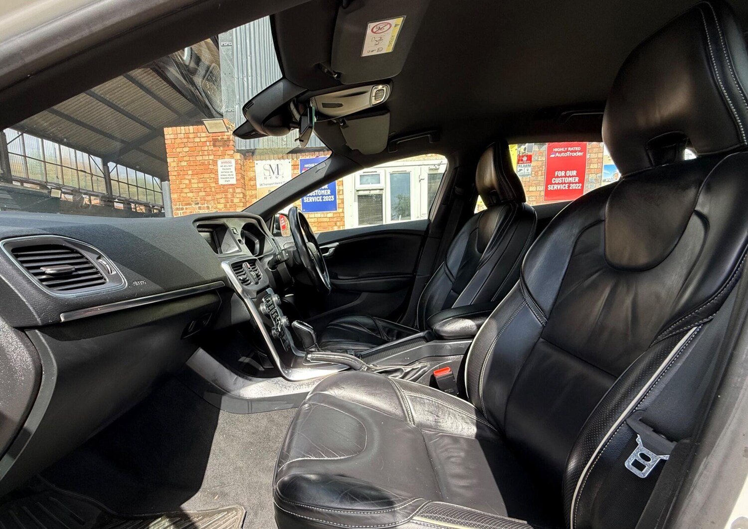 Used Volvo V40 2015 for sale - 76311669: Photo 16