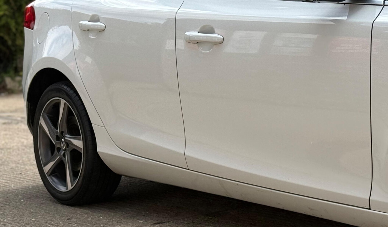 Used Volvo V40 2015 for sale - 76311669: Photo 28