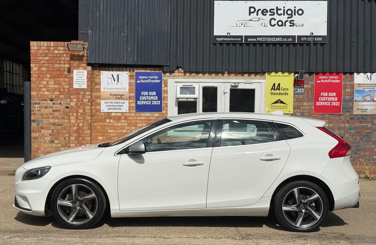 Used Volvo V40 2015 for sale - 76311669: Photo 7