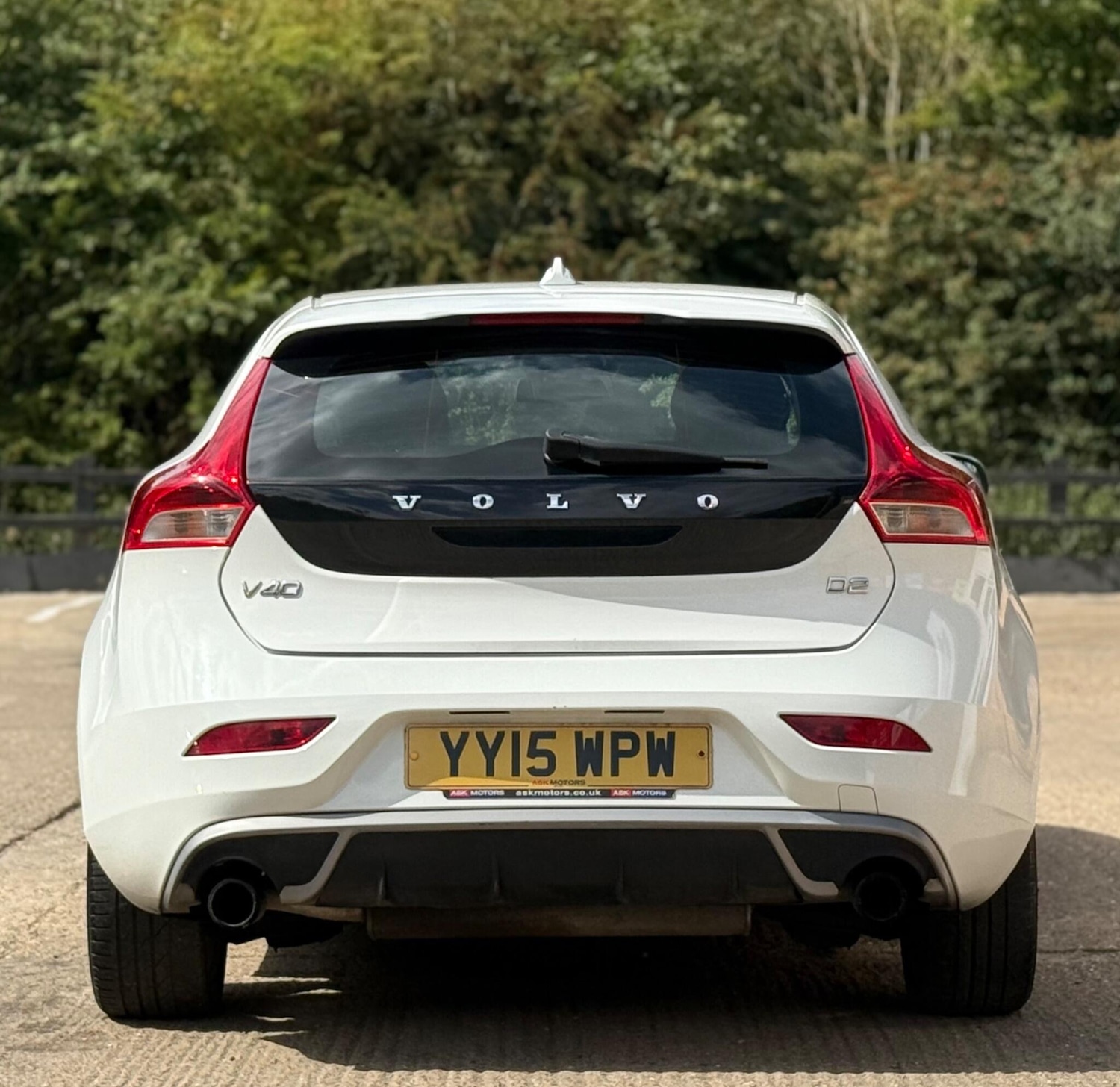 Used Volvo V40 2015 for sale - 76311669: Photo 9