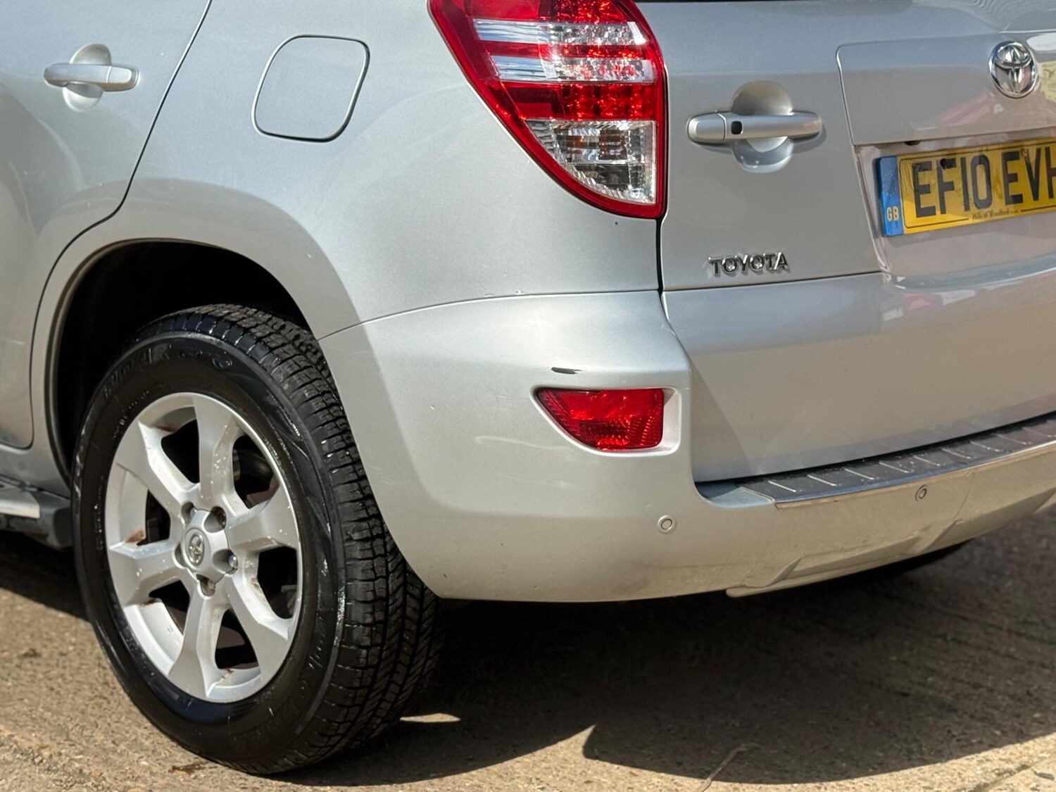 Used Toyota RAV4 2010 for sale - 78111693: Photo 28