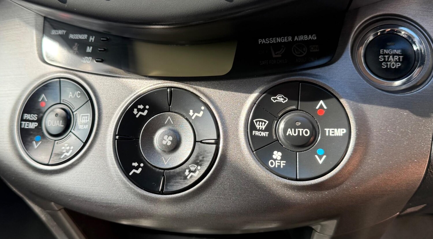 Used Toyota RAV4 2010 for sale - 78111693: Photo 47