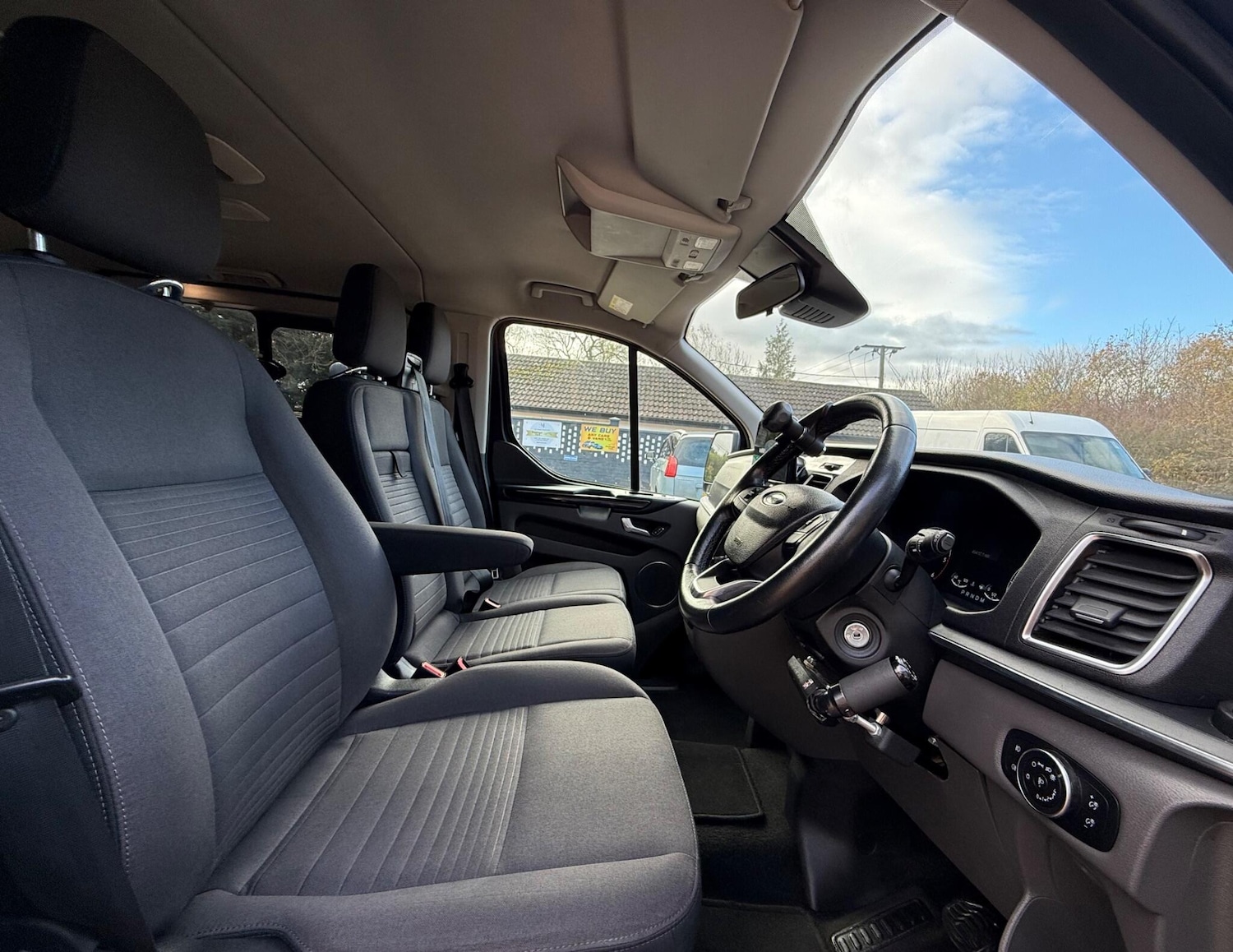 Used Ford Tourneo Custom 2019 for sale - 76697844: Photo 14