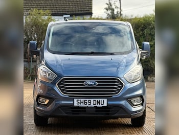 Used Ford Tourneo Custom 2019 for sale - 76697844: Photo