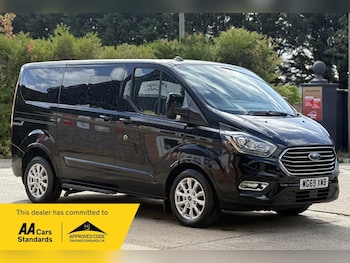 Used Ford Tourneo Custom 2019 for sale - 75924684: Photo