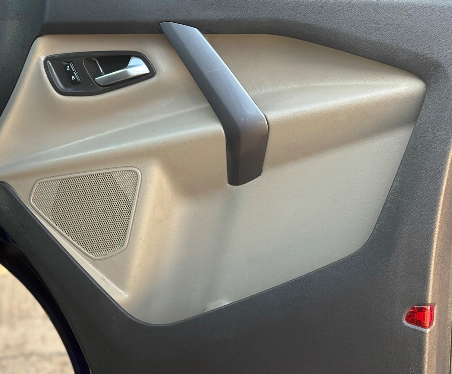 Used Ford Tourneo Custom 2017 for sale - 77555403: Photo 15