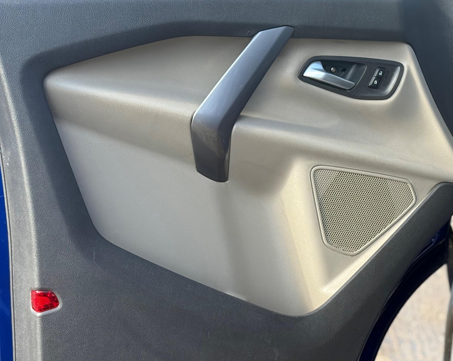 Used Ford Tourneo Custom 2017 for sale - 77555403: Photo 18