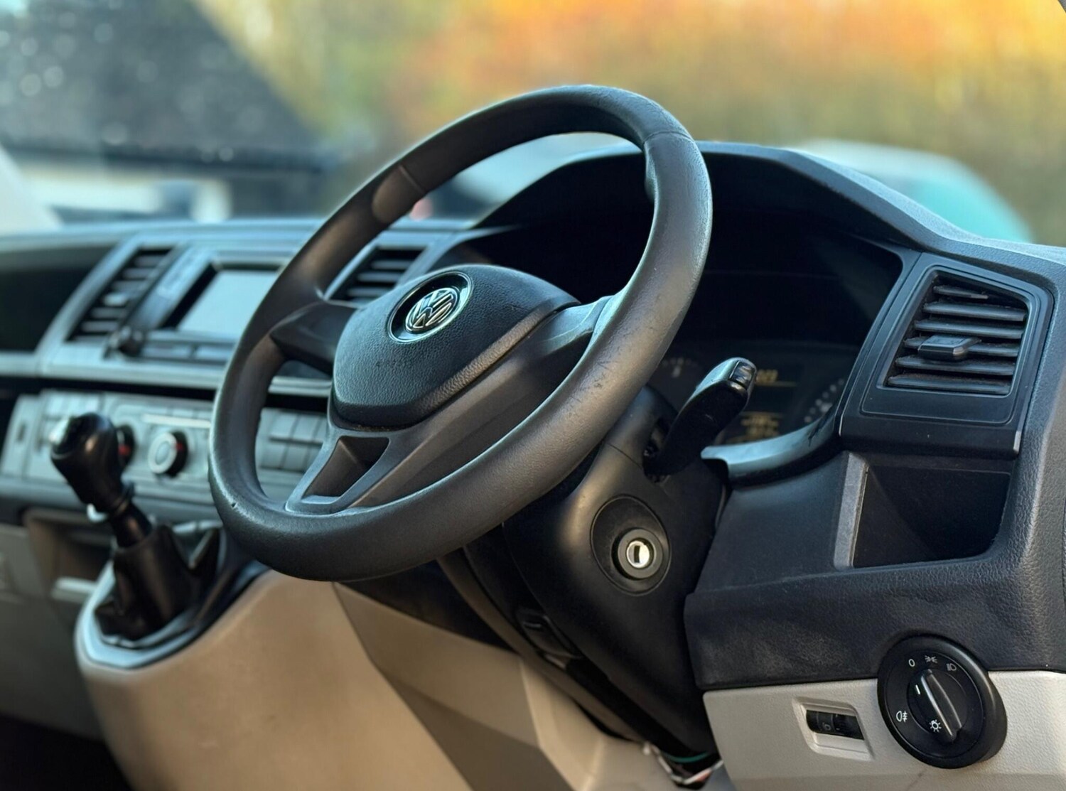 Used Volkswagen Transporter 2017 for sale - 77679754: Photo 13