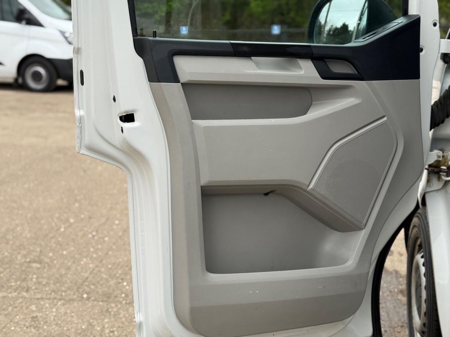 Used Volkswagen Transporter 2018 for sale - 78003524: Photo 37