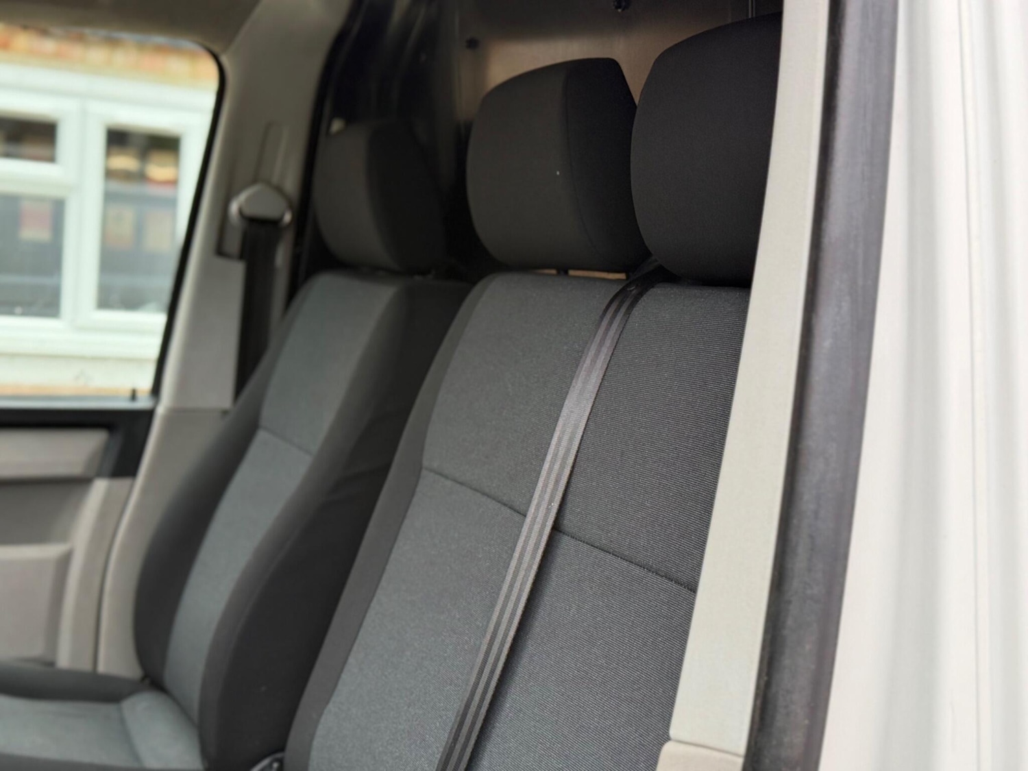 Used Volkswagen Transporter 2018 for sale - 78003524: Photo 38