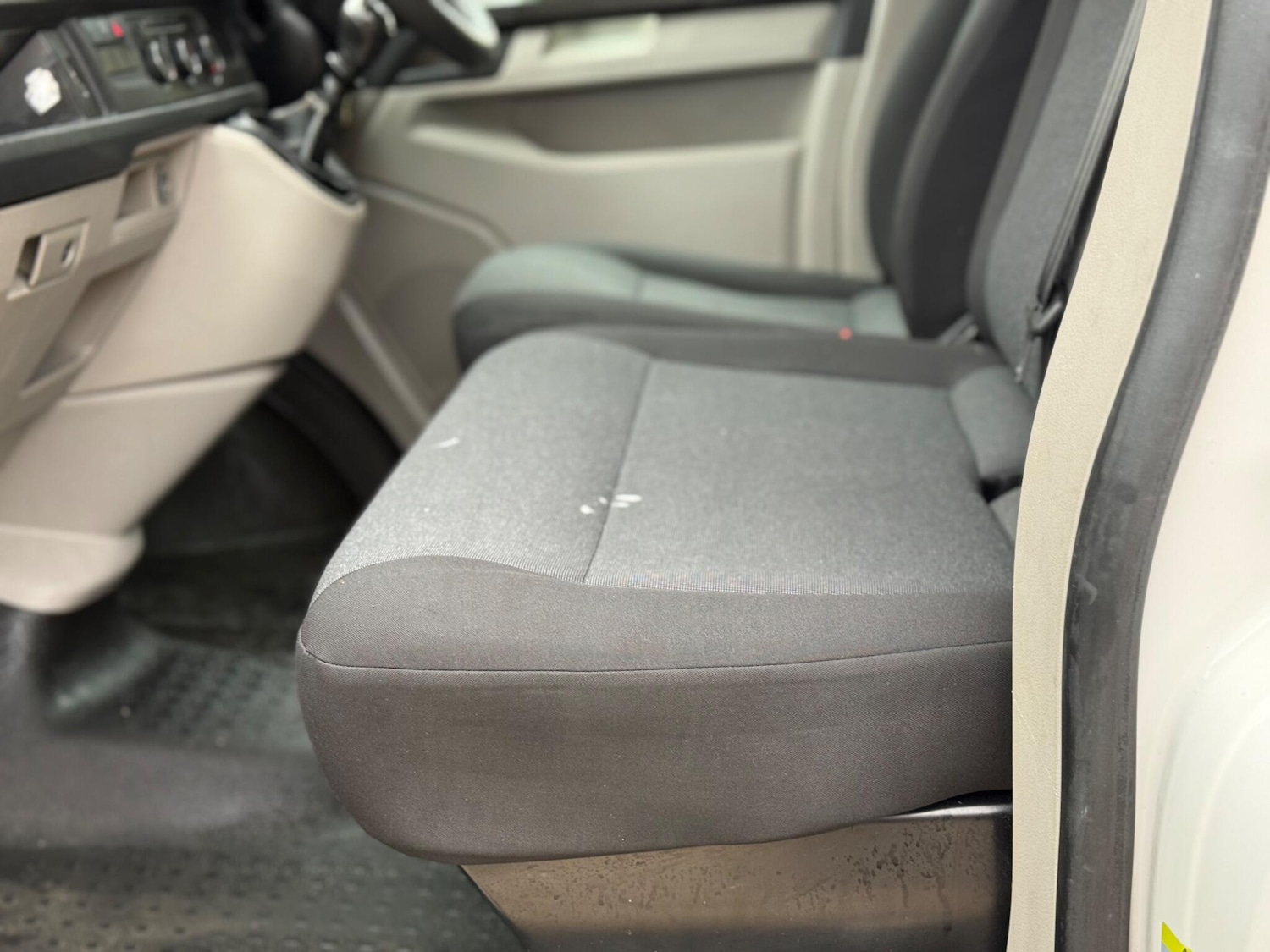 Used Volkswagen Transporter 2018 for sale - 78003524: Photo 39