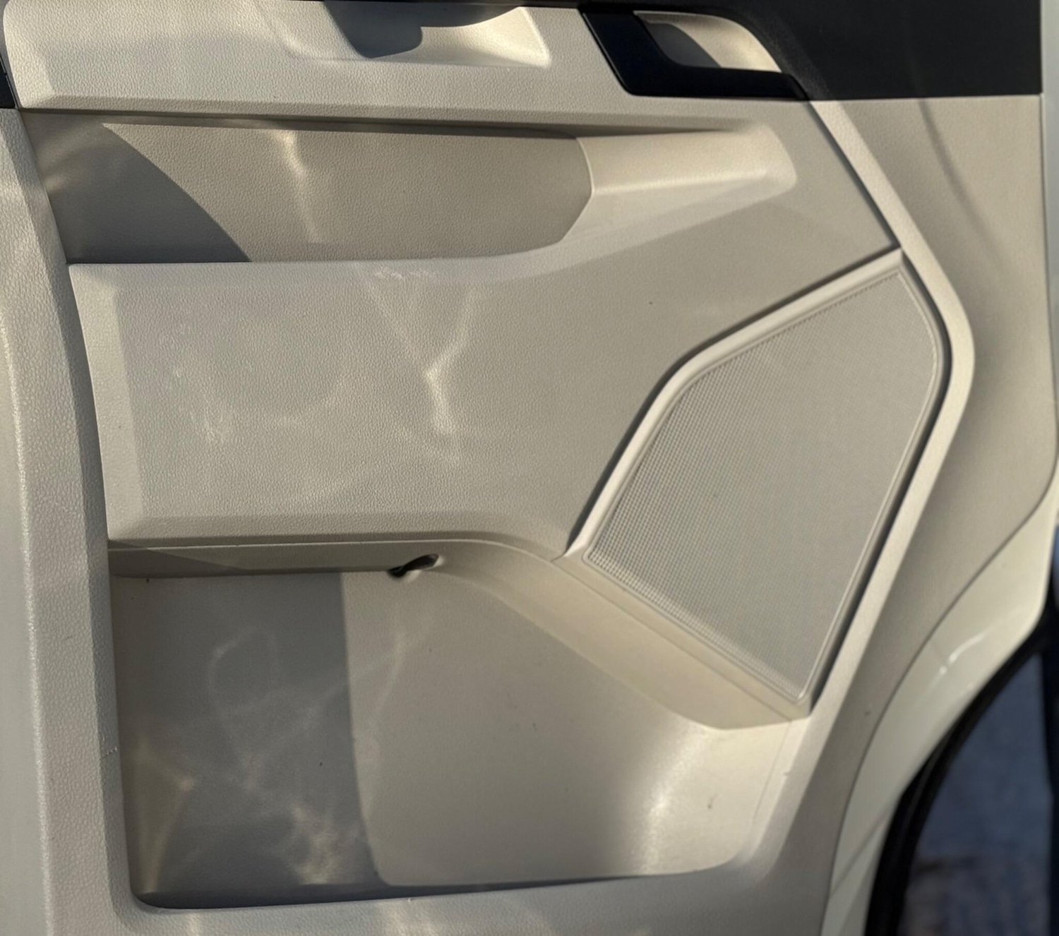 Used Volkswagen Transporter 2016 for sale - 76762526: Photo 12