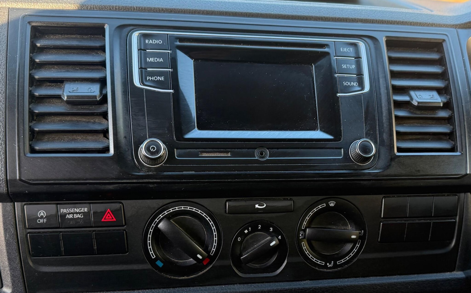 Used Volkswagen Transporter 2016 for sale - 76762526: Photo 18