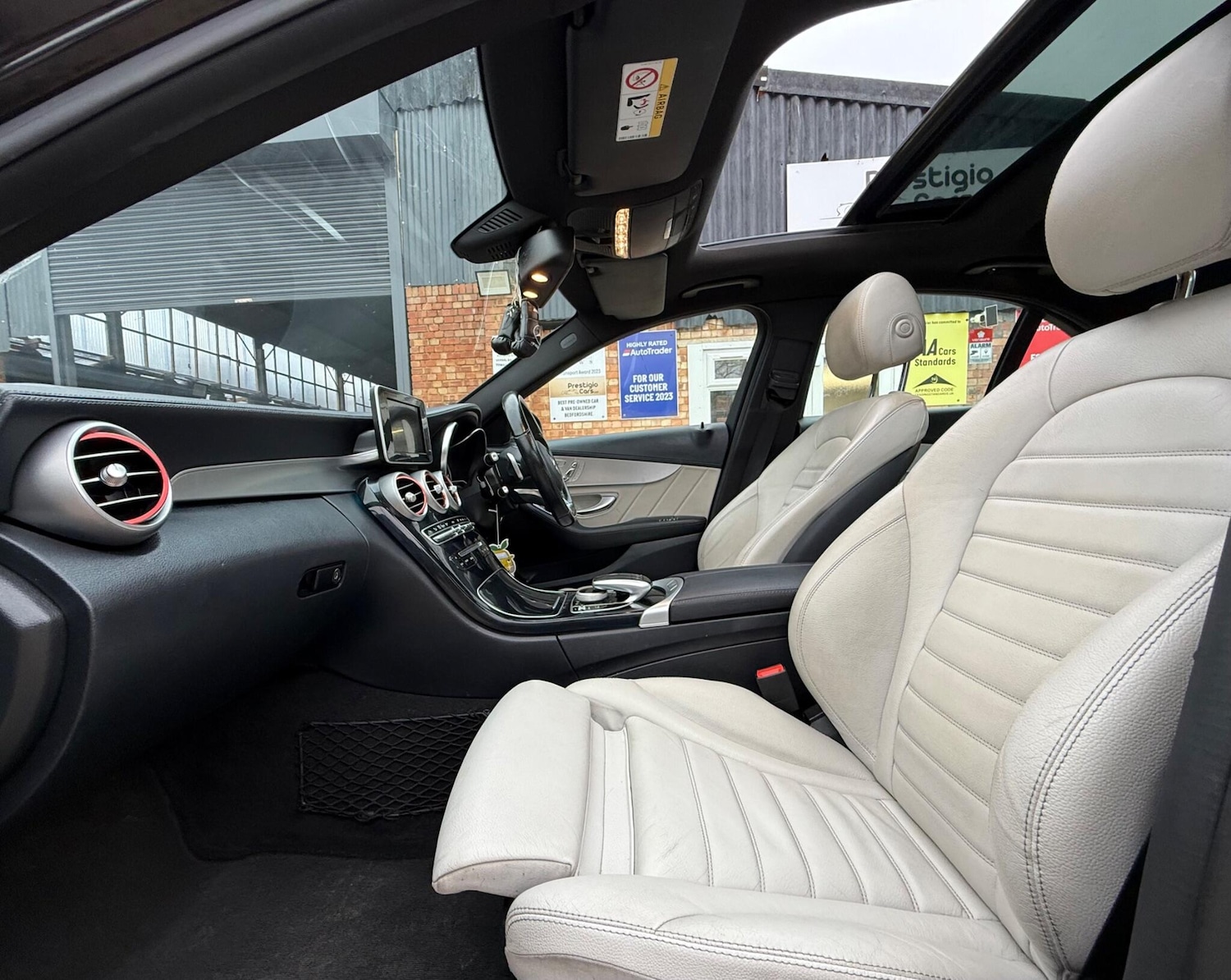 Used Mercedes-Benz C Class 2014 for sale - 77061730: Photo 16