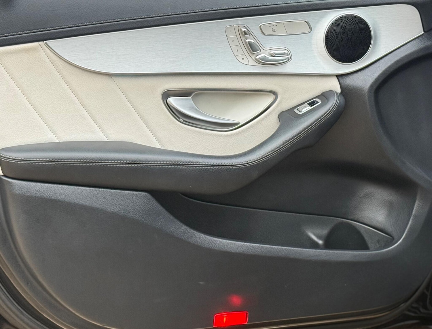 Used Mercedes-Benz C Class 2014 for sale - 77061730: Photo 17