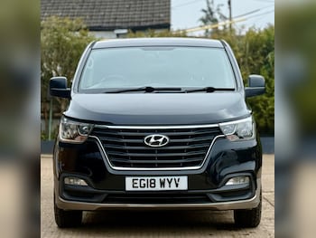 Used Hyundai i800 2018 for sale - 77802556: Photo