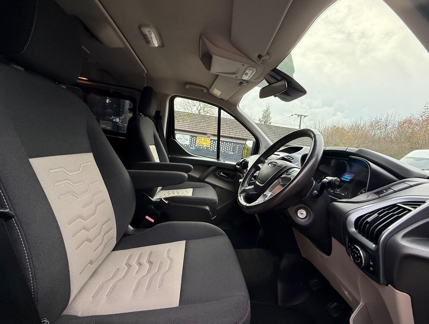 Used Ford Tourneo Custom 2018 for sale - 76830815: Photo 14