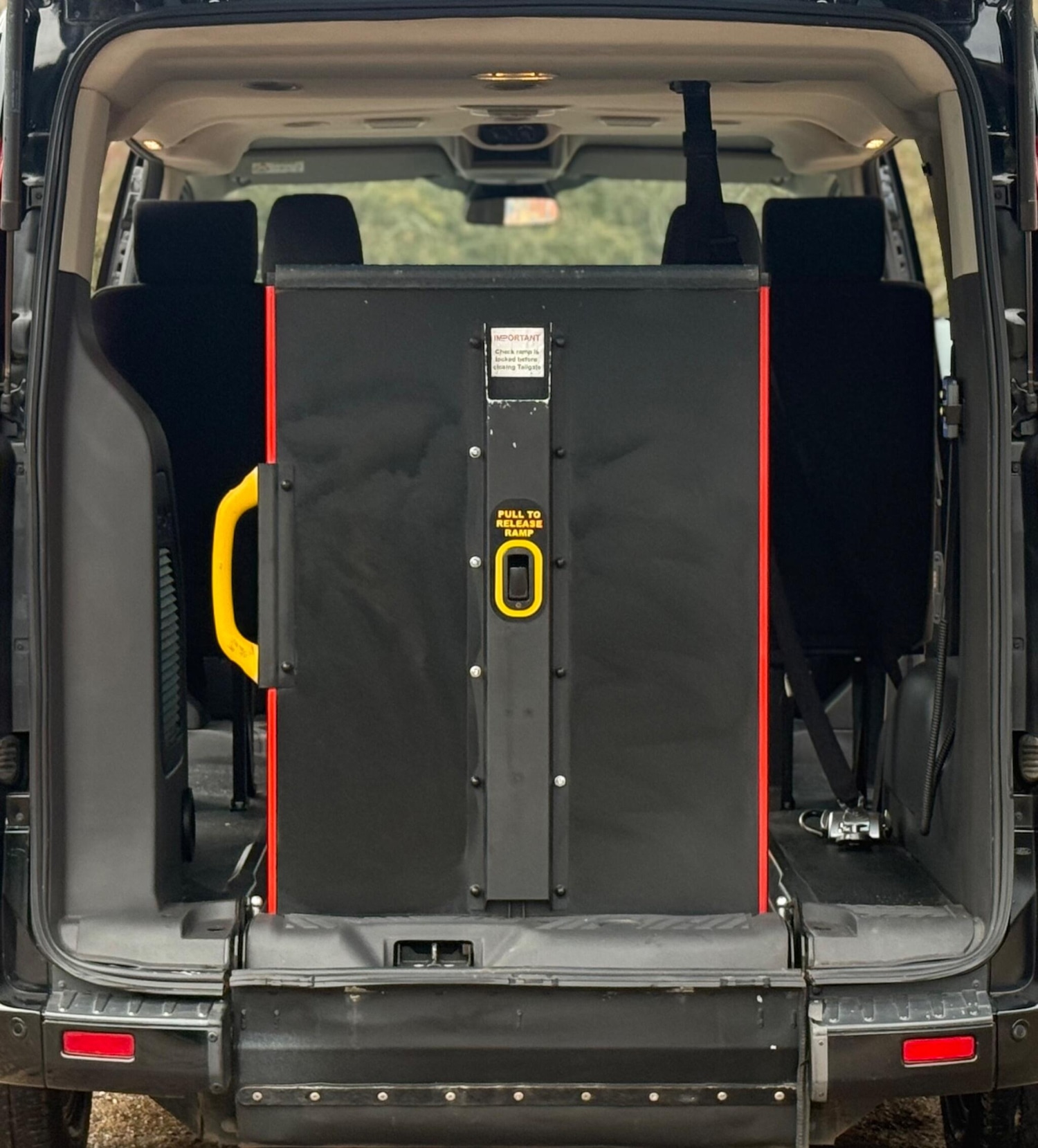 Used Ford Tourneo Custom 2018 for sale - 76830815: Photo 20