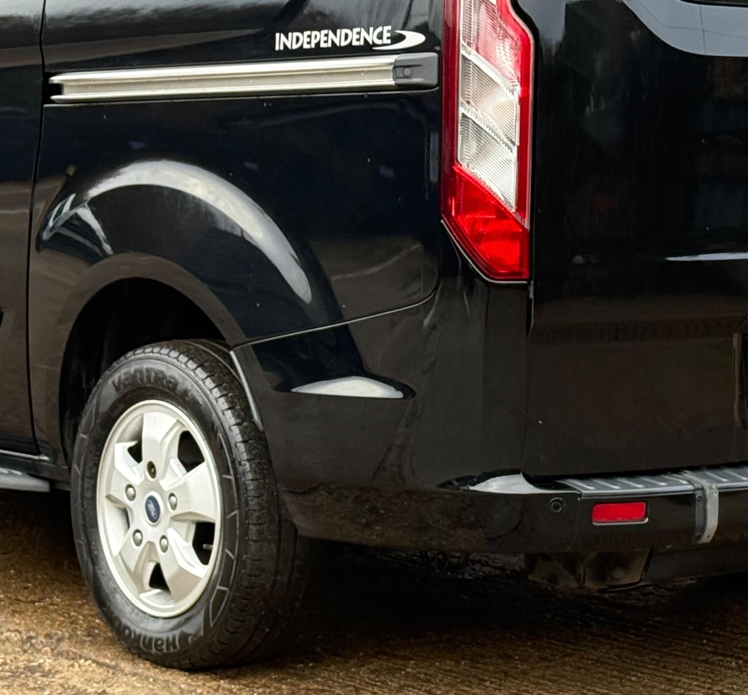 Used Ford Tourneo Custom 2018 for sale - 76830815: Photo 33