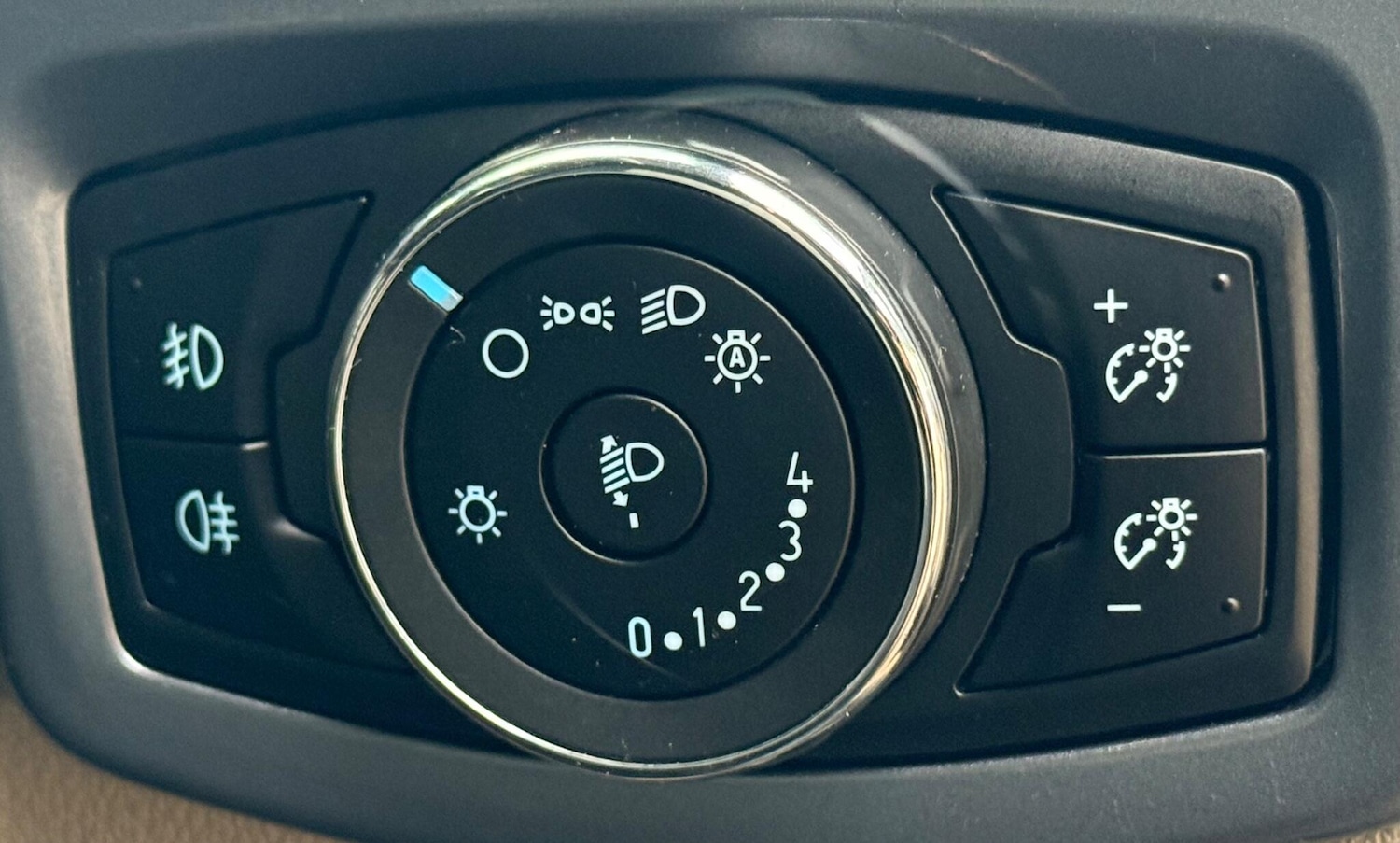 Used Ford Tourneo Custom 2018 for sale - 76830815: Photo 44