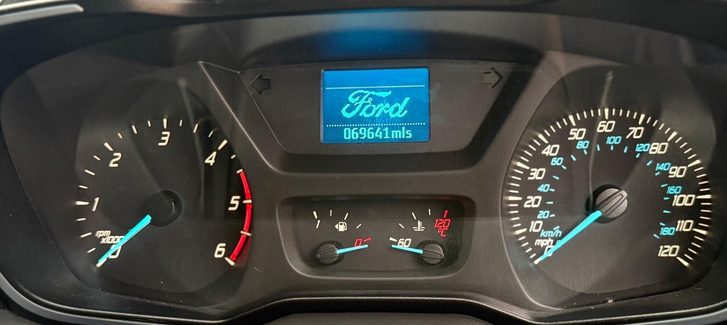 Used Ford Tourneo Custom 2018 for sale - 76830815: Photo 45