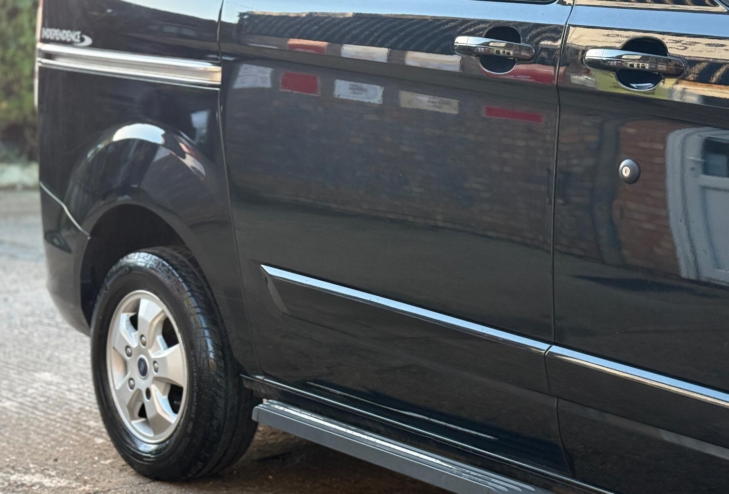 Used Ford Tourneo Custom 2018 for sale - 76883953: Photo 25